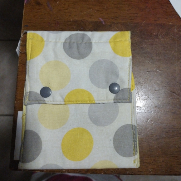 Wide Pouch - Picture 3 of 5